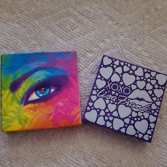 Lisa Frank Glamour Dolls Eye Shadow - "Heartthrob" - Picture 2 of 7